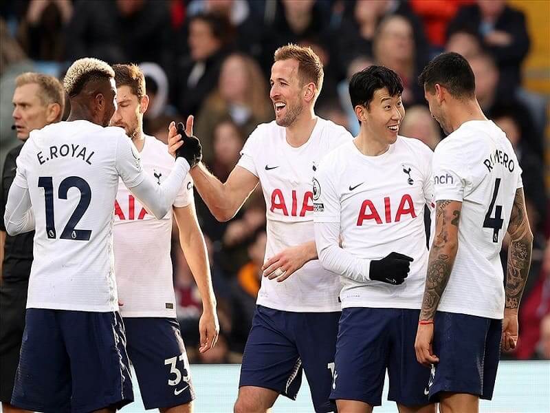 Harry Kane giúp Tottenham chiến thắng