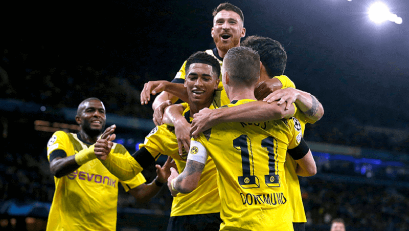 Dortmund thắng nhọc nhằn Schalke 04